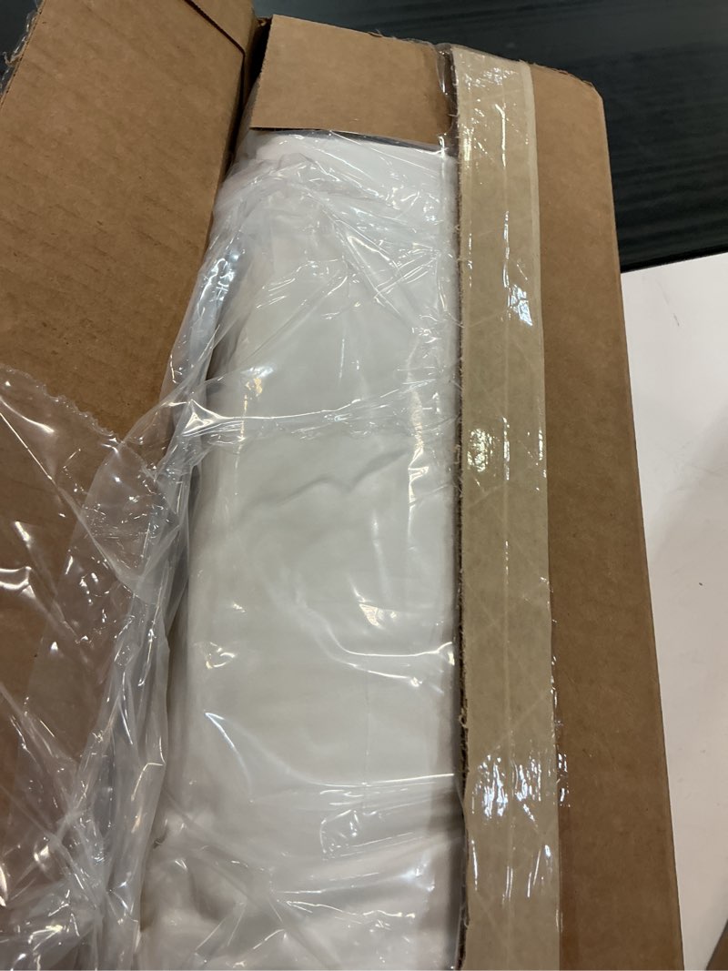 Condition photo showing New/Like New for choice luminesse pillow - firm, found in many choice hotels & comfort inn