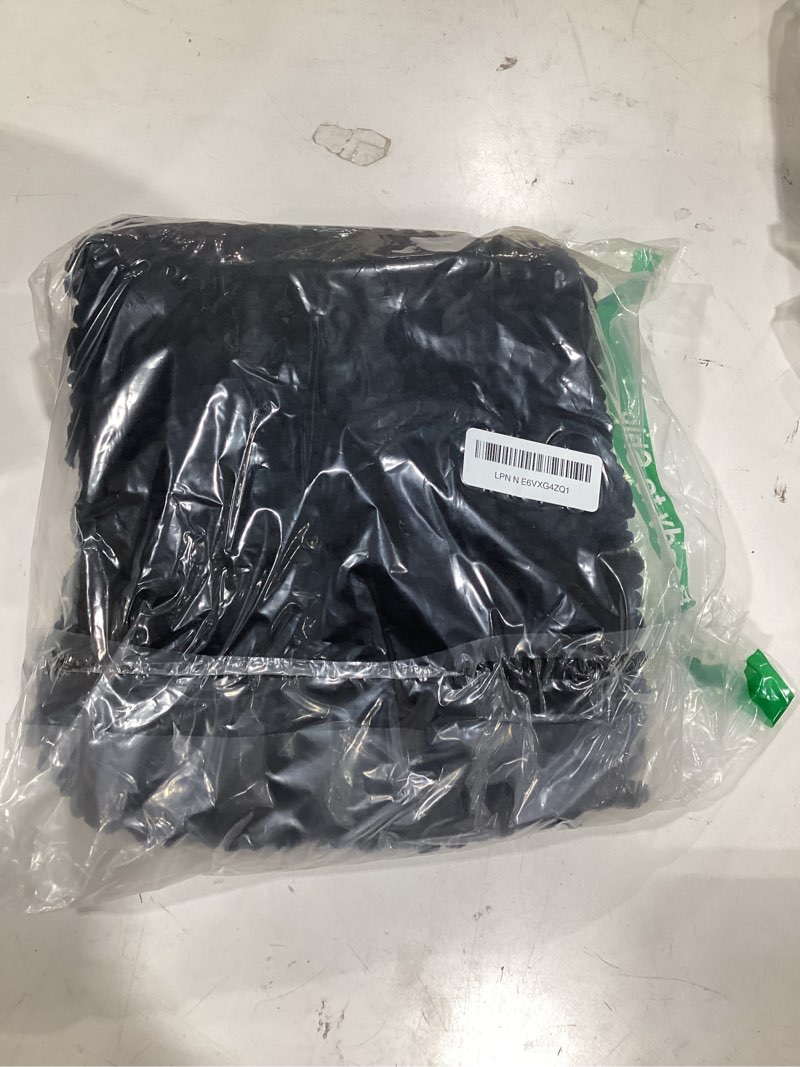 Condition photo showing Good Condition for arotive round bathroom rugs 24x24, extra soft thick absorbent shaggy chenille bath rugs, machine wash dry, bath mats for bathroom floor, tub and shower, home decor accessories, black black round 24" x 24" round
