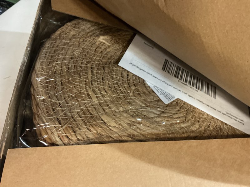Condition photo showing New/Like New for elcoho 10 pieces round woven placemats 13.8 inch boho rattan placemats farmhouse braided place mats woven plate chargers rustic wicker table mats for dining table 10 13.8 inch