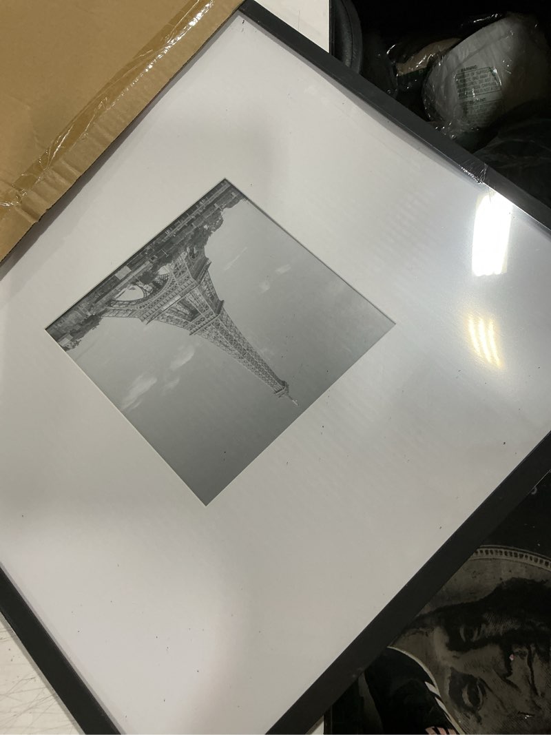 Condition photo showing Good Condition for upsimples 18x18 picture frame, display pictures 8x8 with mat or 18 x 18 without, wall hanging square frames, black, 1 pack black 18x18