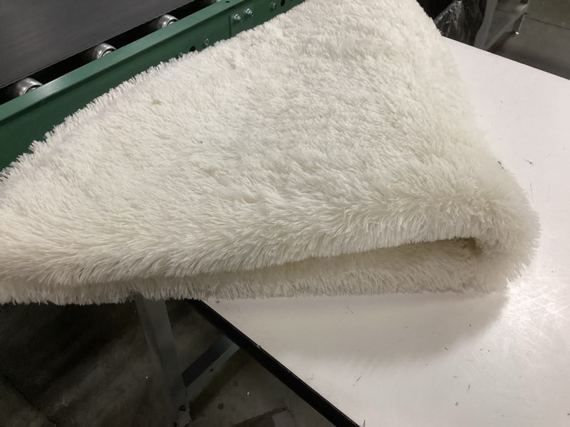 Condition photo showing Good Condition for ophanie round rug 4ft ivory circle area rugs, fluffy fuzzy small bedroom carpet 4 foot, plush shag floor cream living room christmas circular aesthetic decor for kids teen boys baby, nursery,classroom 4' (round) 2- ivory