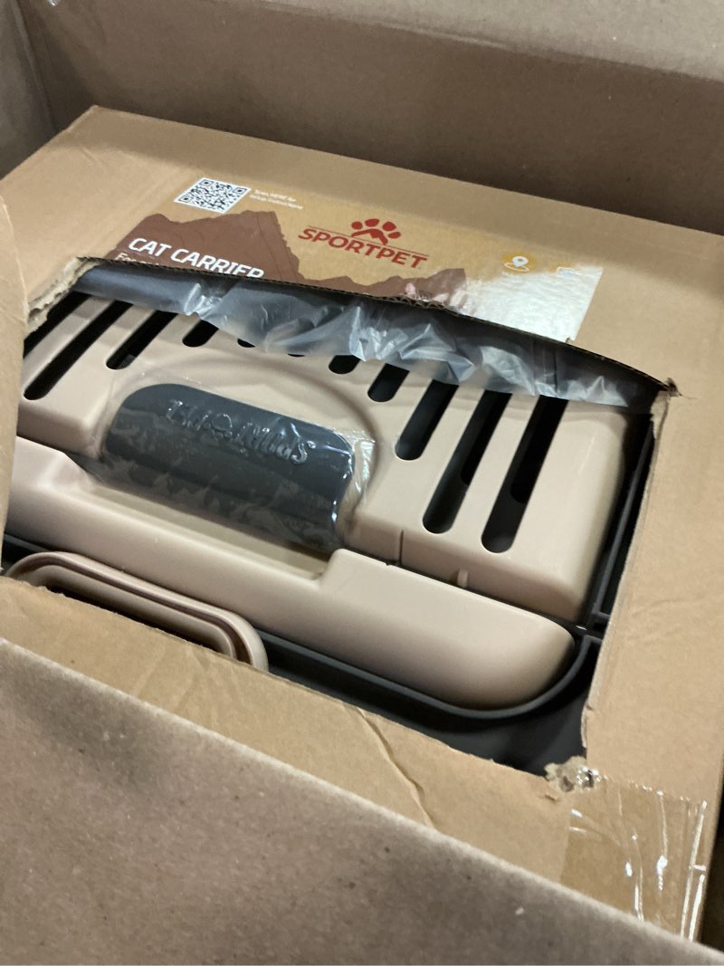 Condition photo showing Good Condition for sportpet designs foldable travel cat carrier - front door plastic collapsible carrier, gray and tan, medium (pack of 1) a) large carrier (tan & gray)