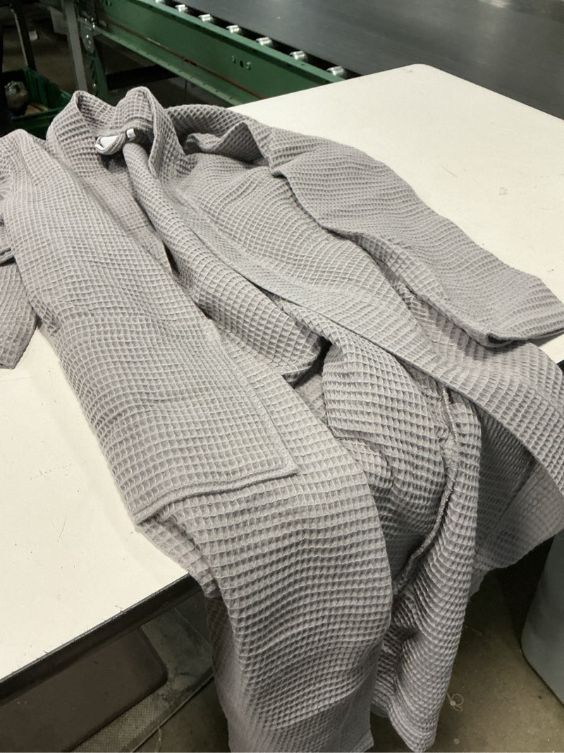 Condition photo showing Good Condition for organic turkish waffle robe color grey(size l)