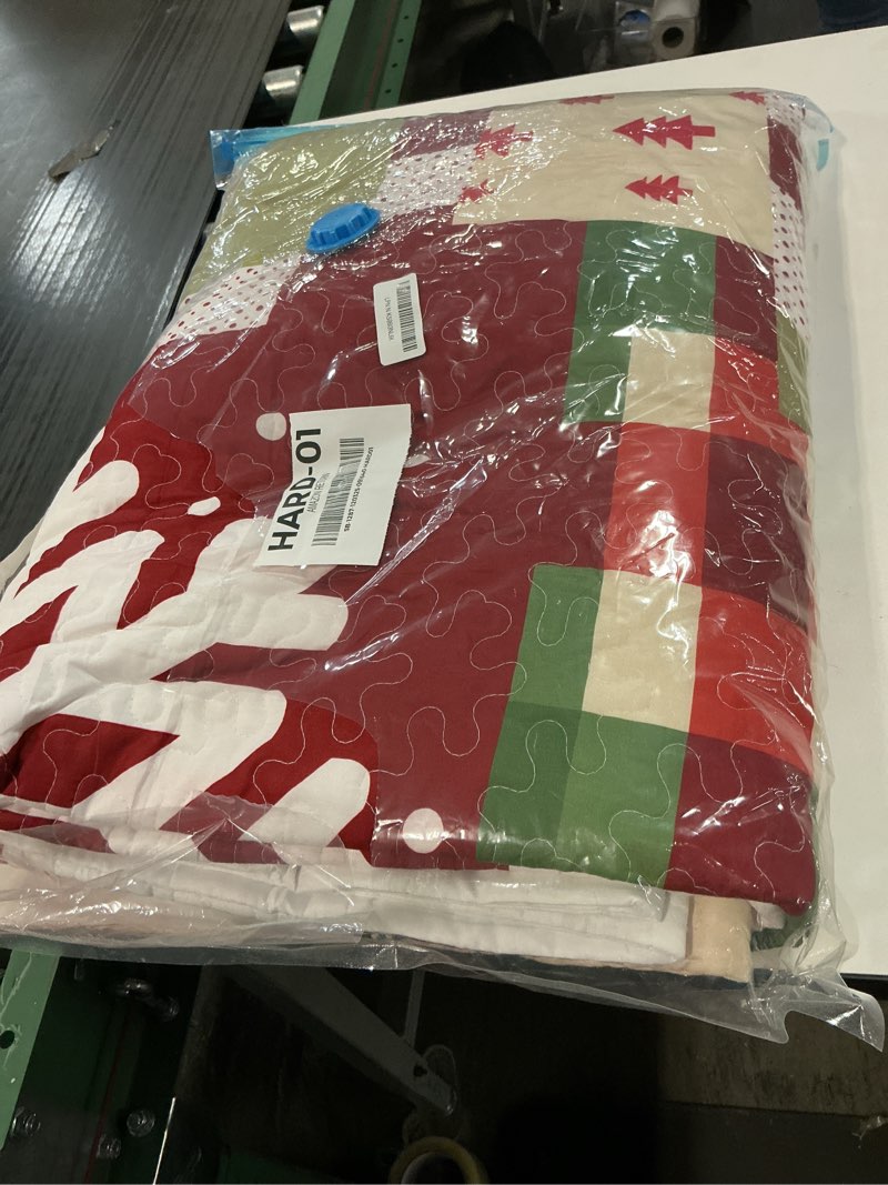 Condition photo showing New/Like New for Cmfshape 5 Piece Christmas Quilt Bedspread,Queen Size Christmas Santa Tree Elk Themed Bedding,Reversible Comforter Coverlet with 2 Pillow Shams & 2 Pillowcase(Queen 92"x96") 5pcs Queen(92"x96") Christmas Reindeer