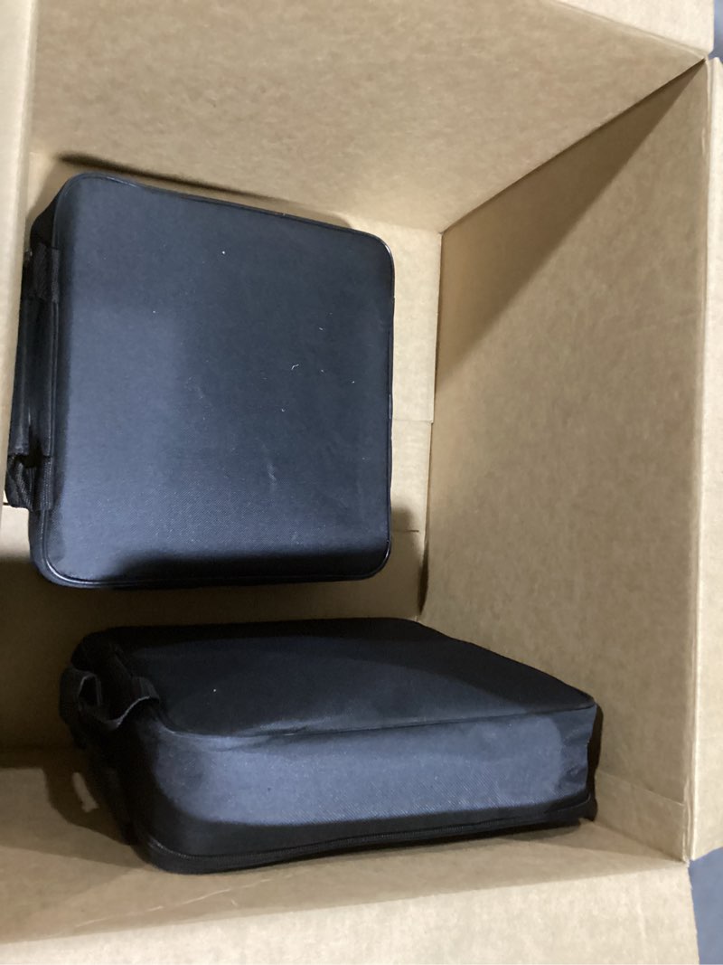 Condition photo showing Good Condition for neewer 2 pack bi color 660 led video light kit with two 79" tripod stand, 3200k-5600k cri 96+ dimmable panel lighting with u bracket and barndoor for studio photography recording streaming, black nl660 with cleaning cloth