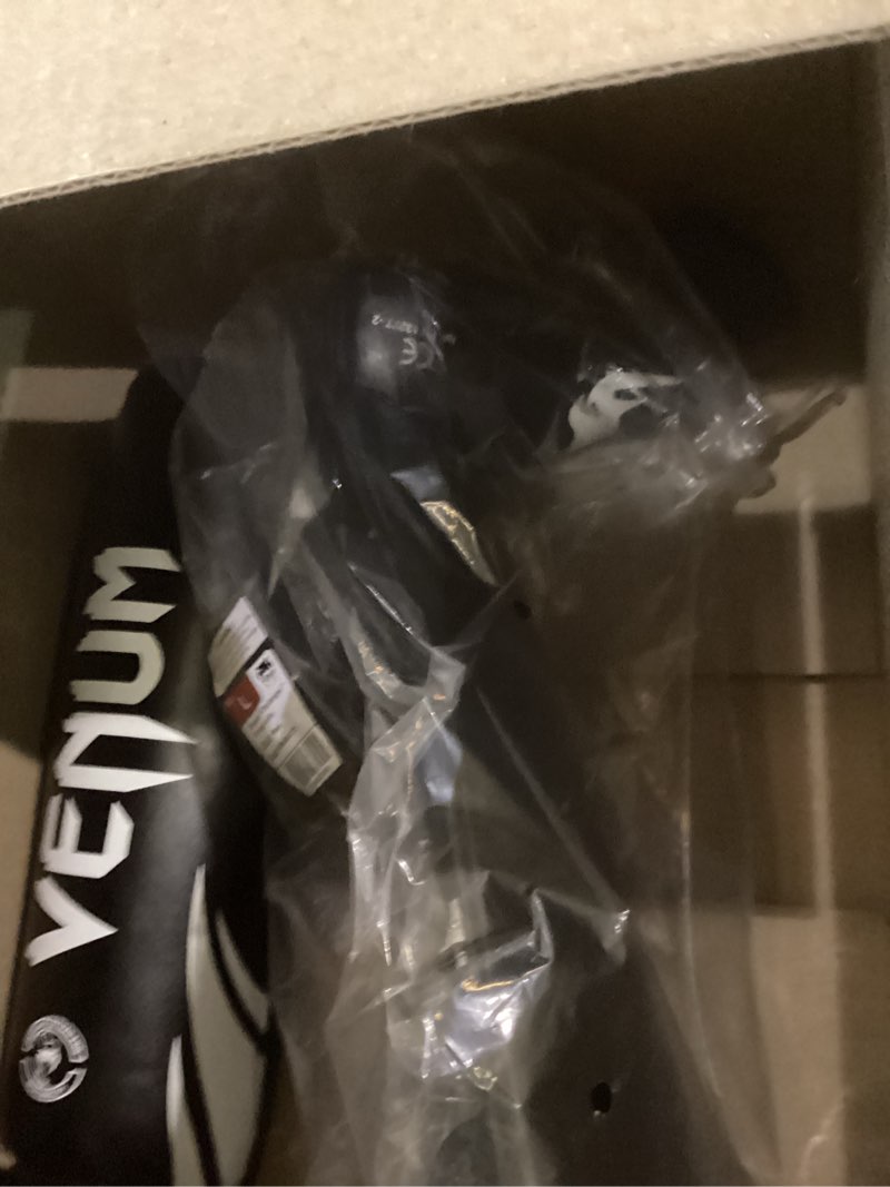 Condition photo showing New/Like New for Venum Challenger Standup Shinguards Large Black