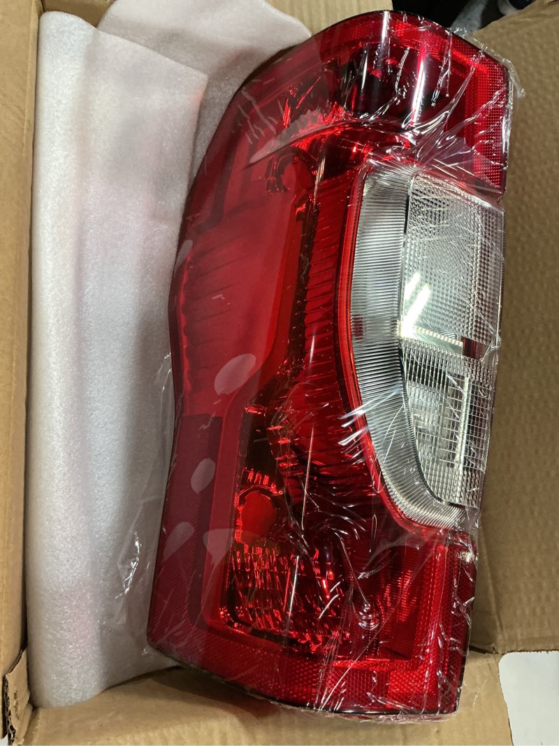 Condition photo showing Good Condition for lochnchn tail lights rear taillight assembly compatible with ford f250 f350 super duty 2020 2021 2022 tail lamp non-led non-blind spot left driver side halogen left w/o blind spot