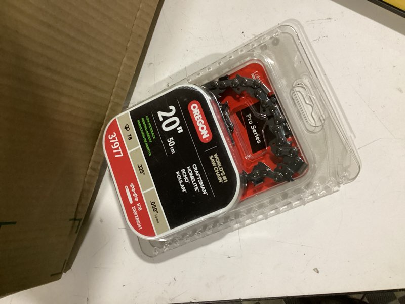 Condition photo showing Good Condition for oregon 37977 20-inch replacement chainsaw bar & chain combo for craftsman, echo, mcculloch and poulan 20"