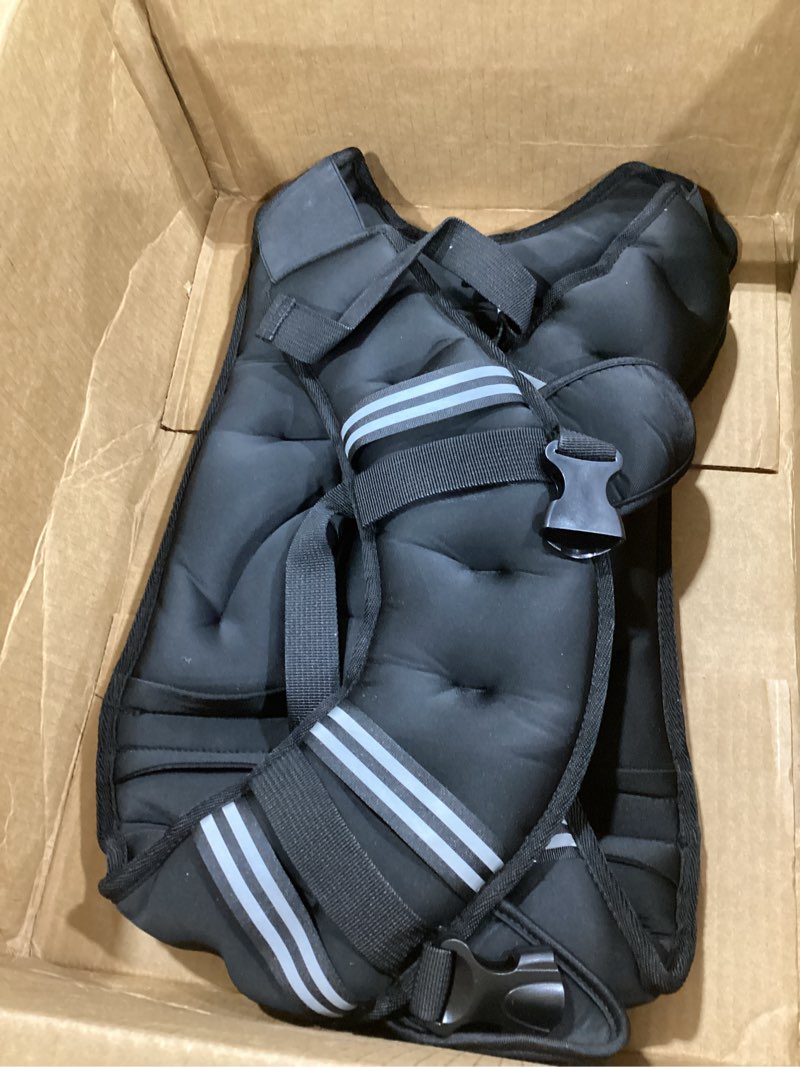 Condition photo showing Good Condition for zeerun weighted vest, 6lb/8lb/10lb/12lb/15lb/18lb/20lb/24lb/30lb for men women, reflective stripe adjustable buckle, comfortable durable rucking vest for walking running strength training 24 lb black