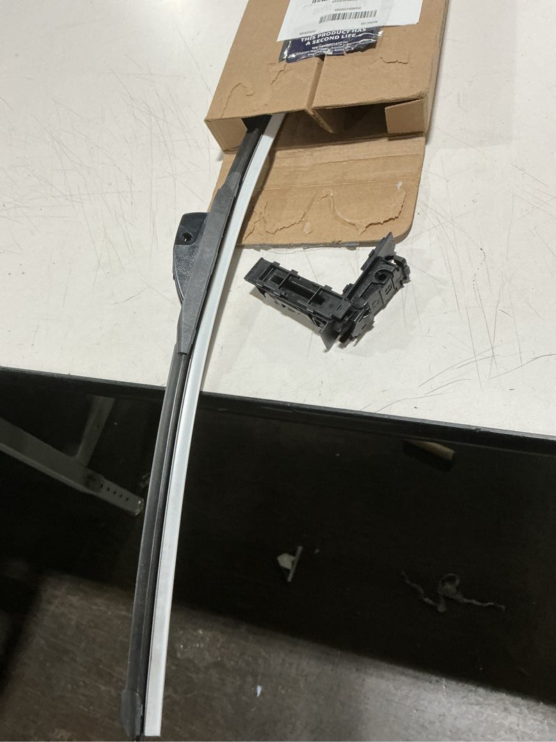 Condition photo showing Good Condition for TRICO Gold 26" + 22" Premium Automotive Replacement Windshield Wiper Blades (Set of 2), Passenger and Driver Side All-Weather Beam Wiper Blades for Select Vehicle Models 26" + 22" Pair Pack Premium