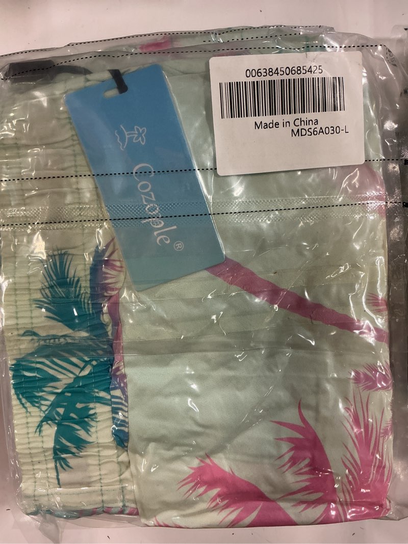 Condition photo showing New/Like New for cozople mens swim trunks with compression liner 5.5" inseam quick dry bathing suit lightweight swimming shorts