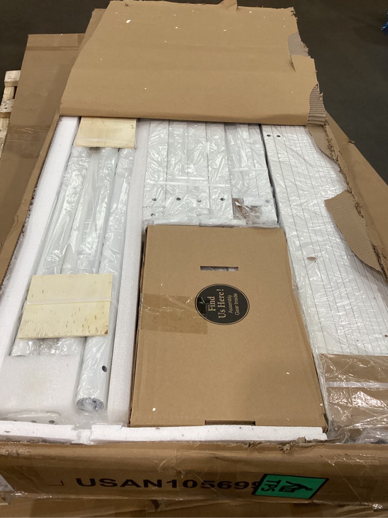 Condition photo showing New/Like New for Full size metal victorian bed frame SBSGQTY001-2