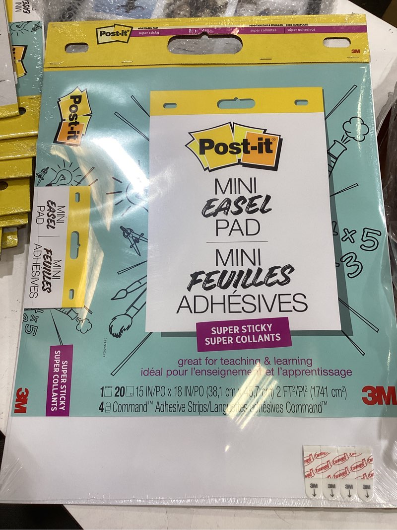 Condition photo showing Good Condition for post-it super sticky mini easel pad  white  15 in. x 18 in.  1 pad