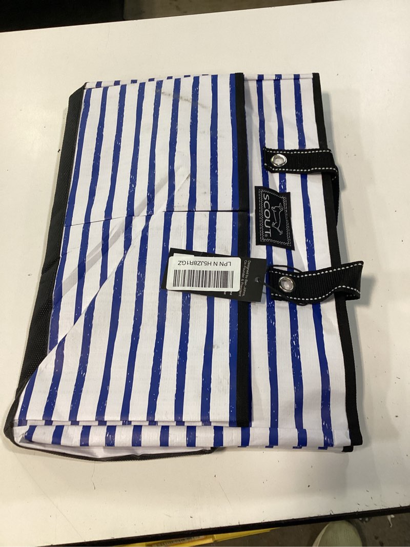Condition photo showing Good Condition for scout ben pocket tote - multi-use tote bag for, nurses, teachers, and moms, 5 pockets for organizing, breakaway zipper ship shape