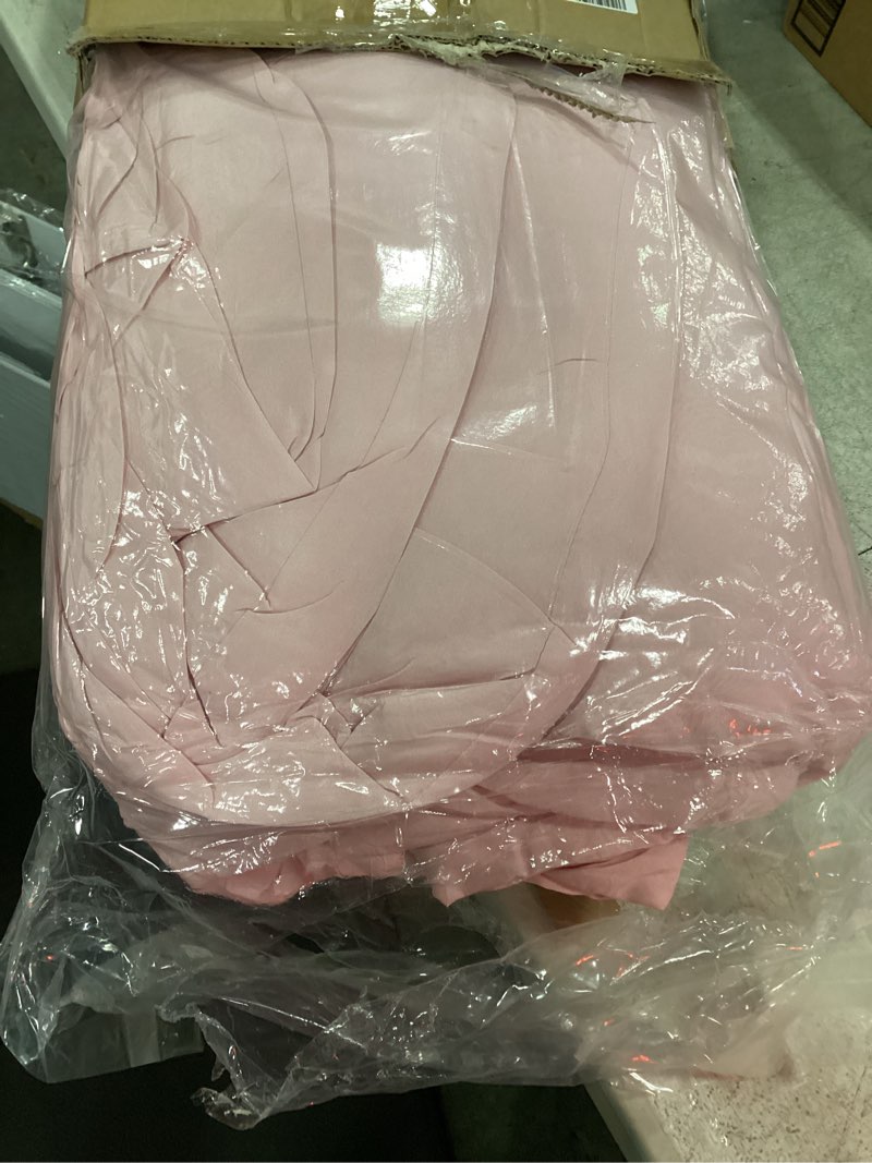 Condition photo showing New/Like New for muxhomo pink full comforter sets, all season ultra soft down alternative bedding - 3 piece lightweight bed set includes 1 comforter (82"x86") and 2 pillow shams (20"x26") 02 - pink full(82"x86")