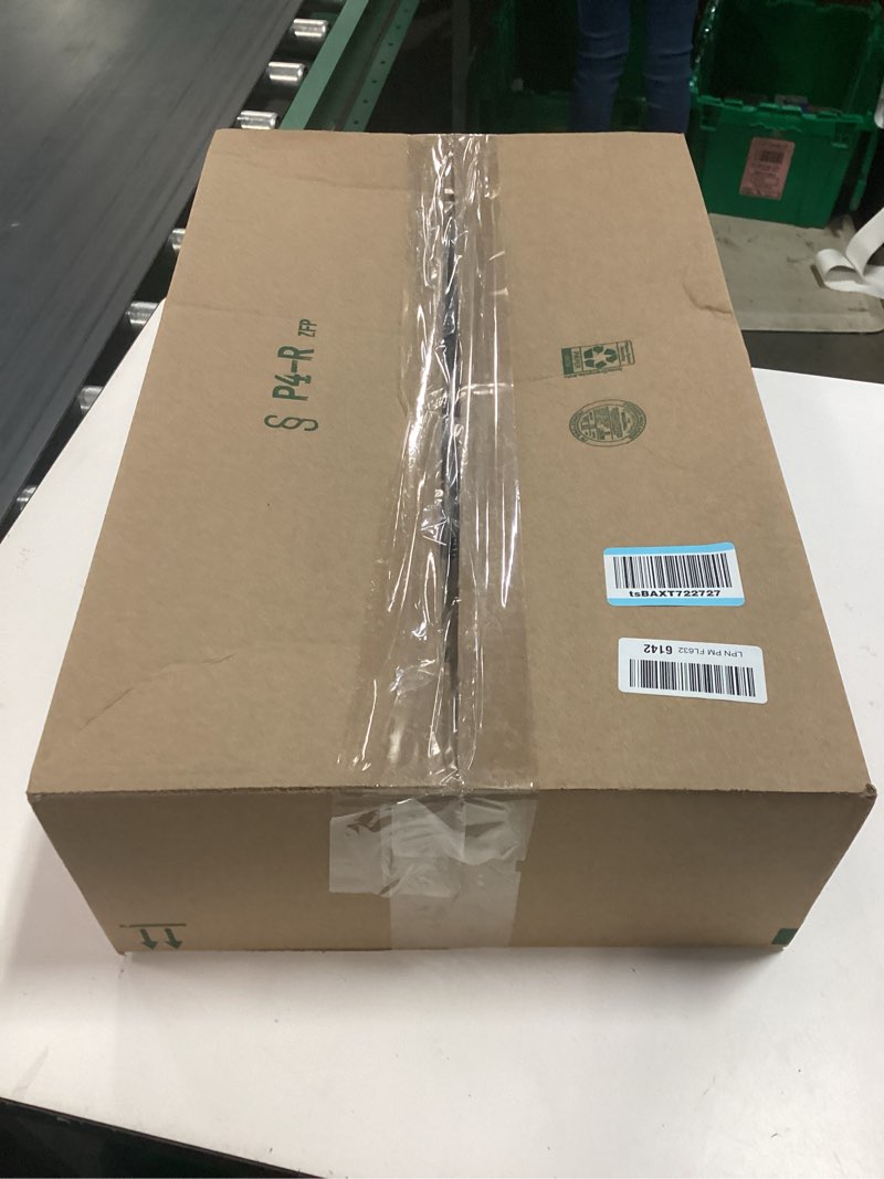 Condition photo showing New/Like New for gator cases gig bag for micro controllers, keyboards, and multi-effects pedals, 23" x 12.125" x 3" (gk-2110) 23 x 12.125 x 3-inches controller