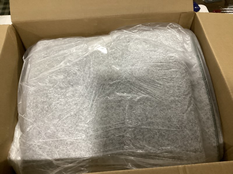 Condition photo showing As Is for 8x10 Area Rugs for Living Room: Floral Washable Rug Vintage Large Soft Boho Non-Slip Carpet Indoor Floor Stain Resistant Carpets for Bedroom Dining Room Farmhouse Nursery Home Office Dark Green