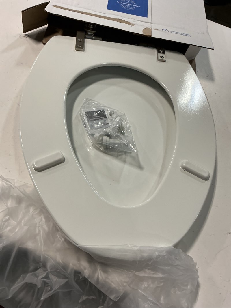 Condition photo showing Good Condition for mayfair by bemis benton wood white elongated soft close toilet seat