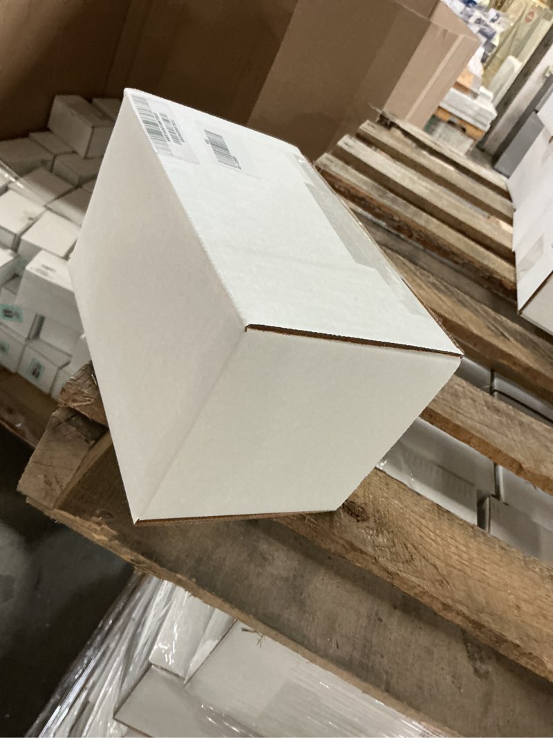 https://lotting-media.assets.bidfta.com/lotting_d193ad79-5cce-4d0f-95a3-a13ca33ceaaa