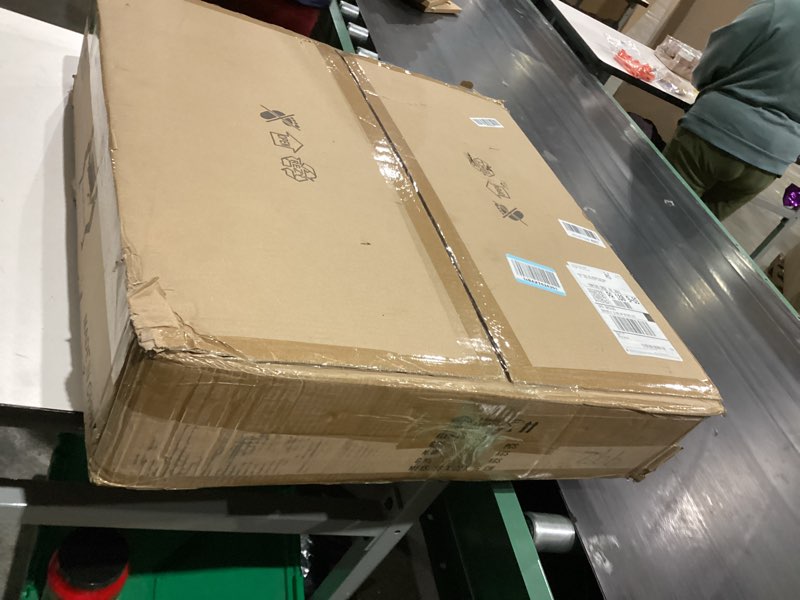 Condition photo showing New/Like New for cenozo Dia 24” Bedroom gold