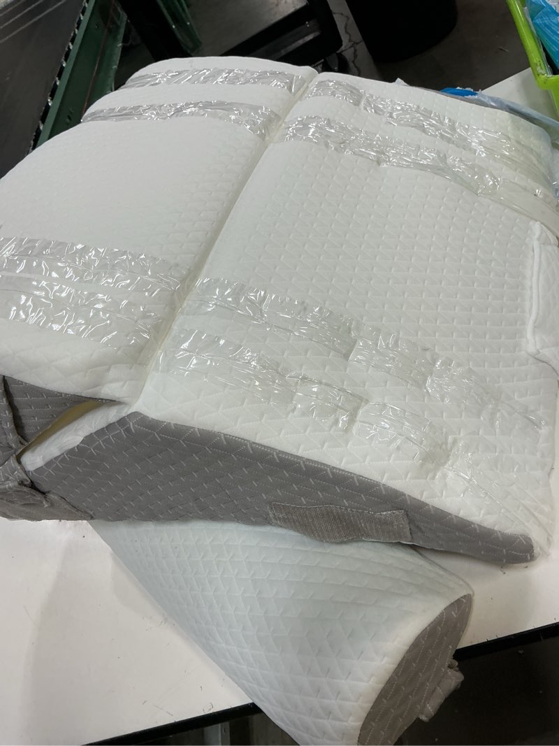 Condition photo showing As Is for bedluxe wedge pillow headboard, 3pcs orthopedic bed wedge pillows set for after surgery, adjustable pillow wedge for acid reflux&back pain relief, sleeping, back pillow for bed sitting up, white/grey