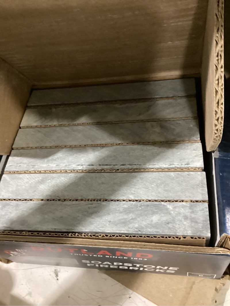 Condition photo showing Good Condition for rutland soapstone fire bricks, premium firebricks for wood-burning fireplaces & woodstoves, blue-gray, 2,700+ f, case of 6 blue-gray soapstone bricks
