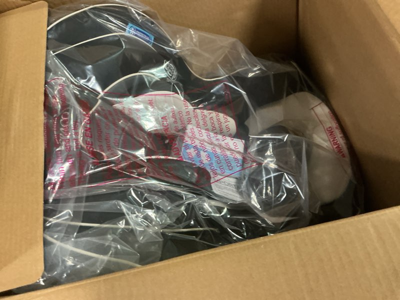 Condition photo showing New/Like New for Graco Extend2Fit Convertible Baby Car Seat, Rear and Forward Facing, Adjustable Extension Panel for Extra Legroom, Gotham 2-in-1 Gotham 2.0