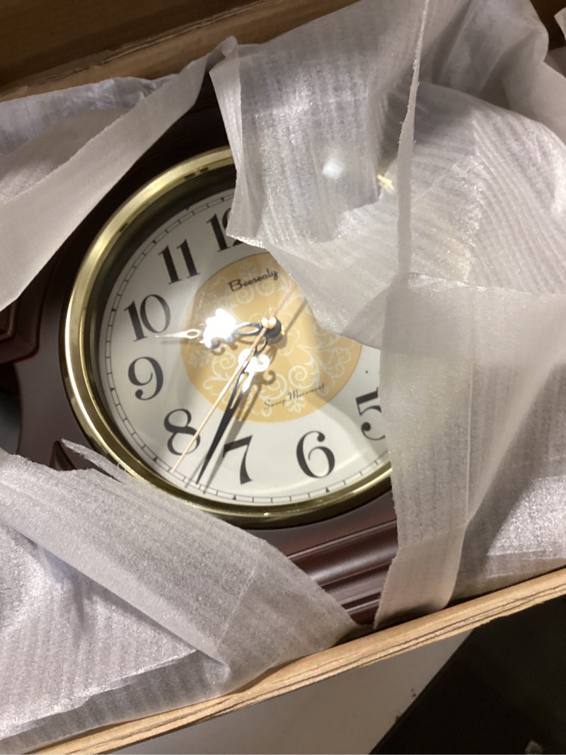 Condition photo showing Good Condition for Mantel Clock – Quartz Movement?Battery Operated, Silent Mantle Clock?12-inch? 12 Inch Oak