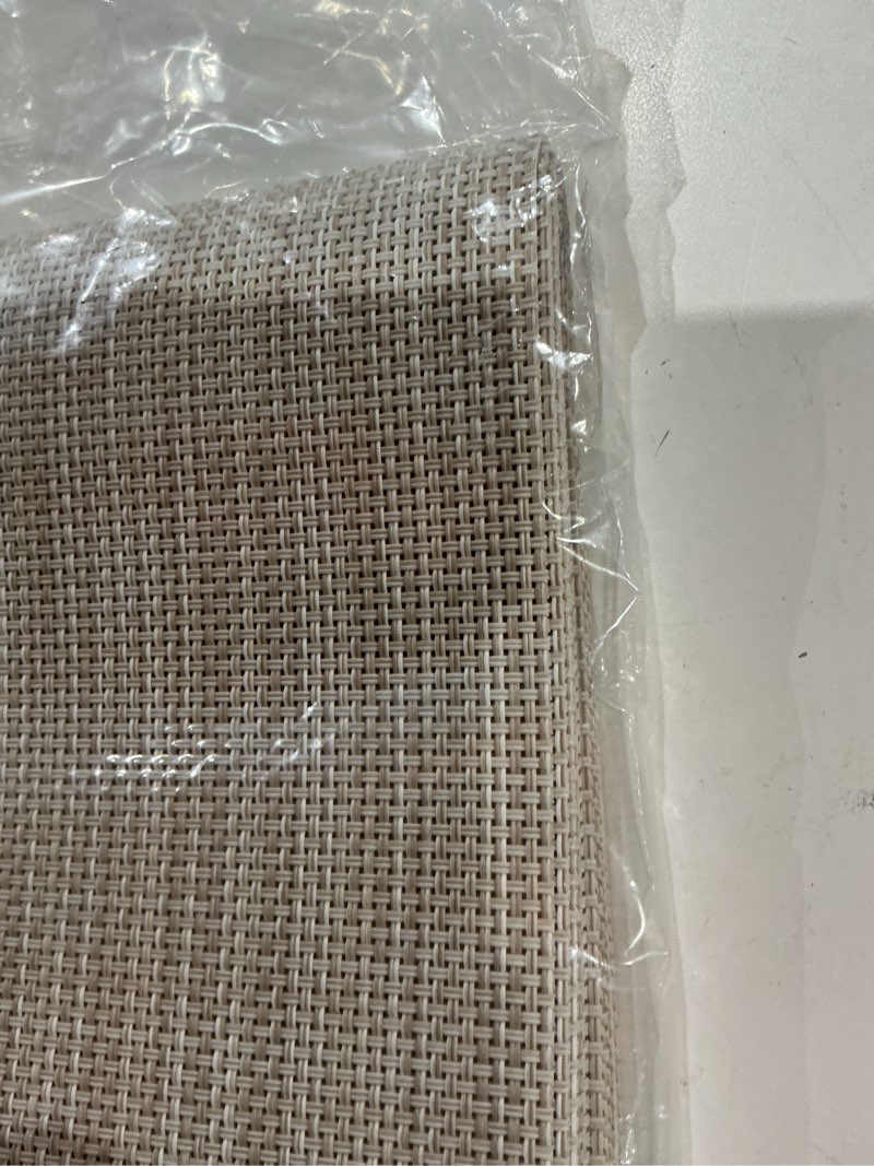 Condition photo showing Good Condition for leetaltree beige white placemats set of 6 - heat resistant non-slip place mats for dining table, washable durable pvc vinyl woven table mats(beige white, 6) c1- beige white set of 6
