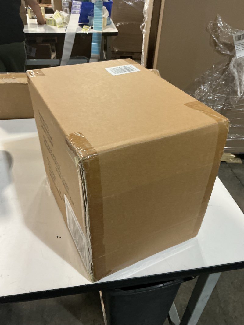 Condition photo showing New/Like New for CleverMade Leakproof Collapsible Insulated Cooler Bag, Portable Foldable Soft Side Tote Holds 18/30/50 Cans, Lunch & Cold Beer, Use w/Reusable Freezer Packs & Ice Chest for Grocery Beach Travel Cool Gray - Pacifica Cooler - 30 Can