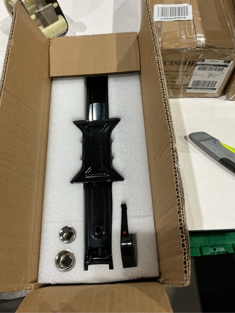 Condition photo showing New/Like New for scissor jack - 2 ton (4409 lbs) car emergency kit with lug wrench, tire changing kit for sedan, coupe, suv, mpv 2t