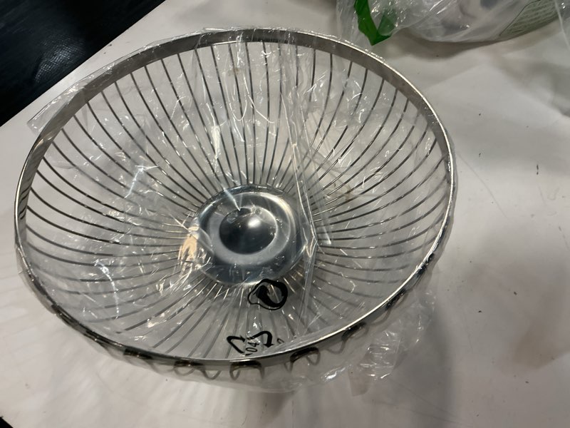 Condition photo showing Good Condition for kichvoe large fruit bowl for kitchen counter: stainless steel versatile decorative wire basket for fruits, vegetables, bread, and snacks, 10.23-inch