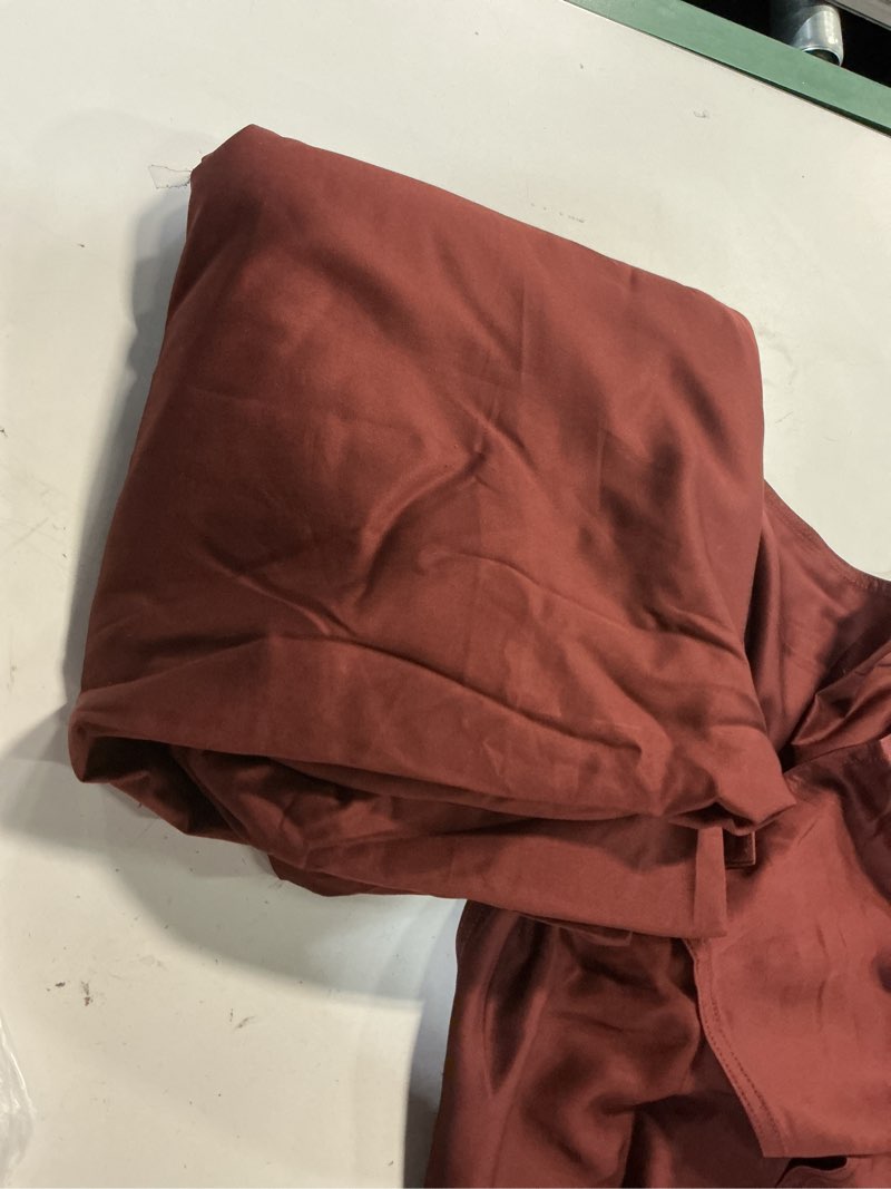 Condition photo showing Good Condition for  quince bamboo duvet cover set  3 pcs  full/queen
