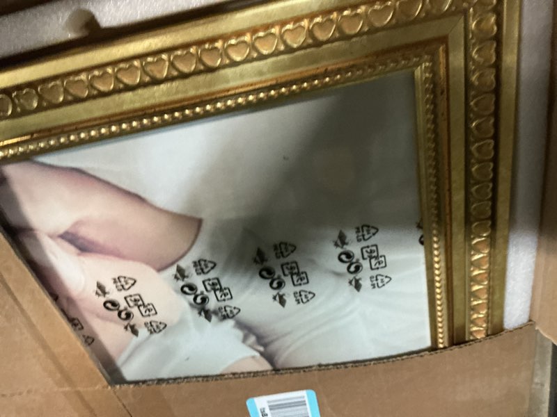 Condition photo showing As Is for 18x24 gold wood frame , elegant ornate 24x18 wooden picture frame with love heart, for 18 x 24inch gallery photo pic with hd plexiglass, 1.8in widen 0.9in thick, horizontal vertical wall display gold 18x24in