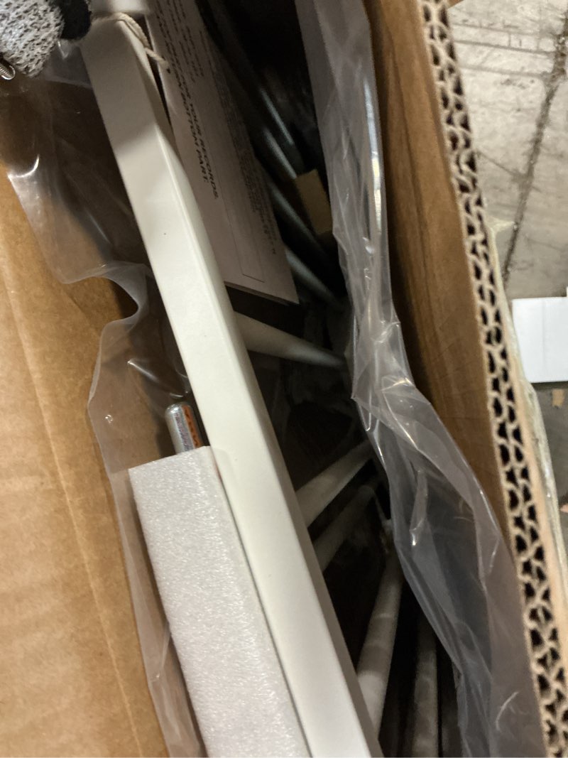 Condition photo showing Good Condition for BABELIO Safety Gate Door Fits for Stairs, Narrow and Wide Doorways with Auto Close, Easy Install, No Drilling, Pressure Mounted for Baby, Child, Pets, Dog/Puppy, 26''-40'', White White 30"Tall 26"-40" Wide