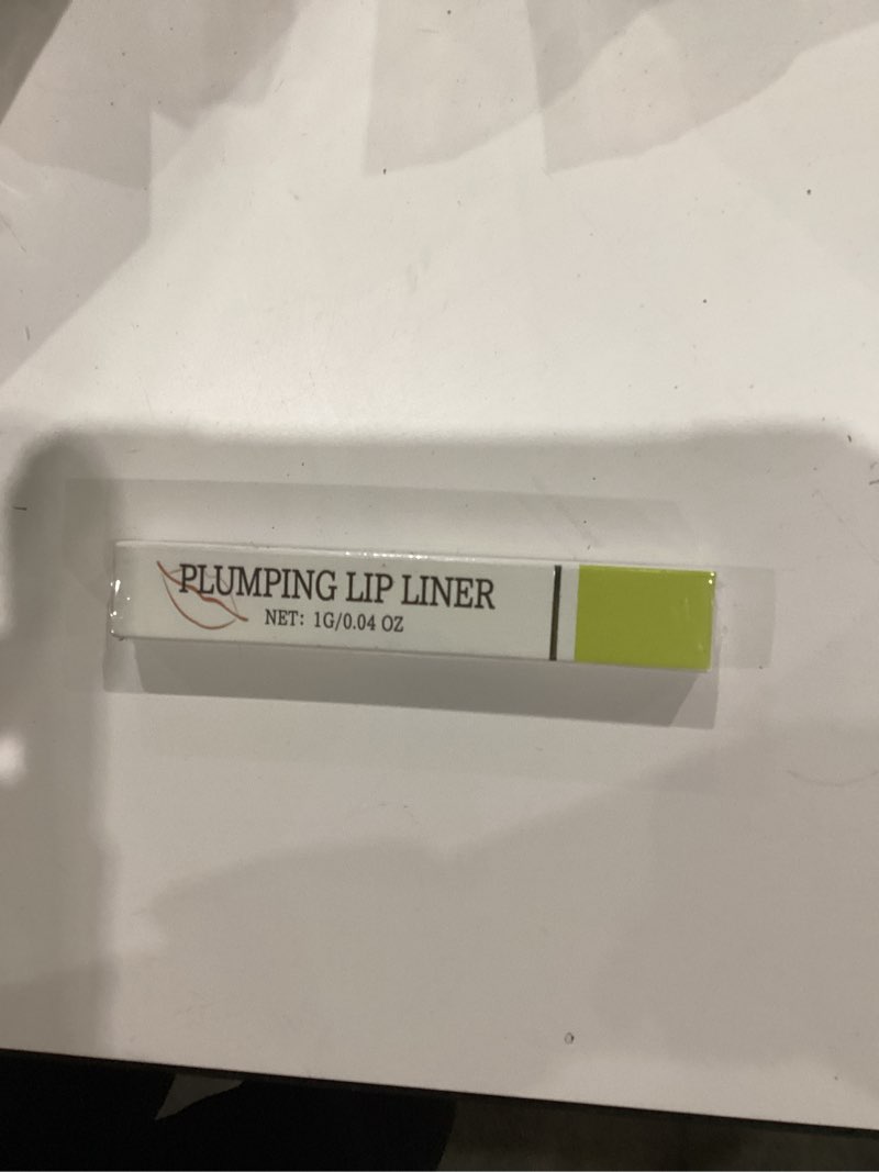 Condition photo showing New/Like New for Invisible Extreme Plumping Lip Liner, Invisible Lip Liner Plumper, Suitable for All Women,1pc