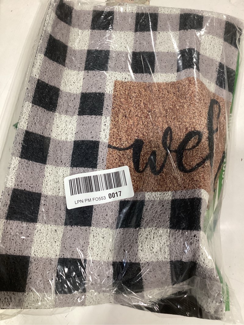 Condition photo showing Good Condition for Winter Snowflake Doormats Imitation Coir Doormat Non-Slip Winter Mats Black and White Plaid Christmas Mats for Porch Front Door Home Entrance Decor, 24 x 16 Inch