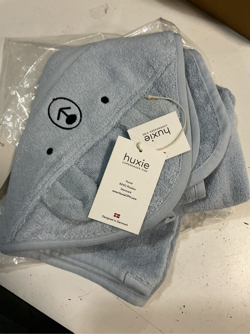 Condition photo showing Good Condition for hooded baby towel – 100% organic cotton baby bath towels – baby boy newborn essentials - super-soft and absorbent. (bear - baby blue)