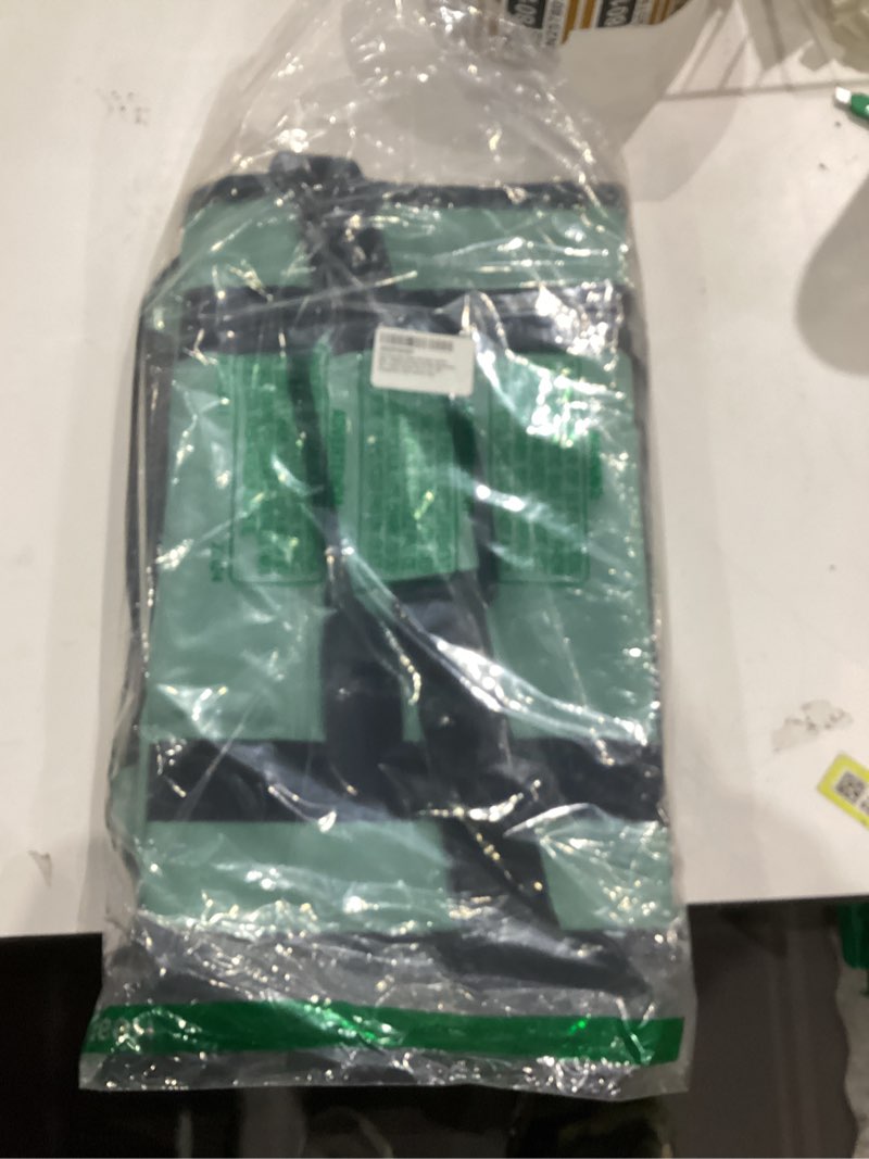 Condition photo showing New/Like New for Cat Carrying Case Pet Dog Carrier Soft-Sided Cat Bag Airline Approved, Pet Travel Carrier Up to 15 Lbs, Collapsible Cats Carrier Dog Carrier for Medium Small Cats Dogs(17x11x11 Green) 17.0"L x 11.0"W x 11.0"H green