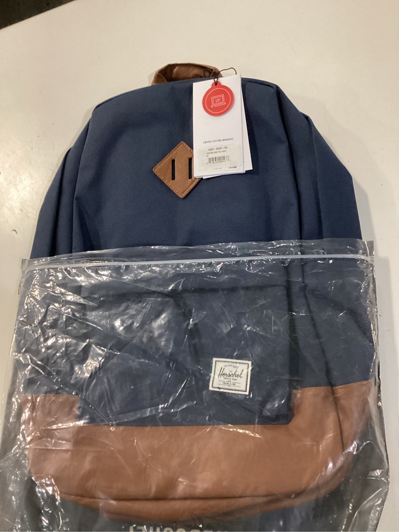 Condition photo showing New/Like New for heritage canvas backpack - navy