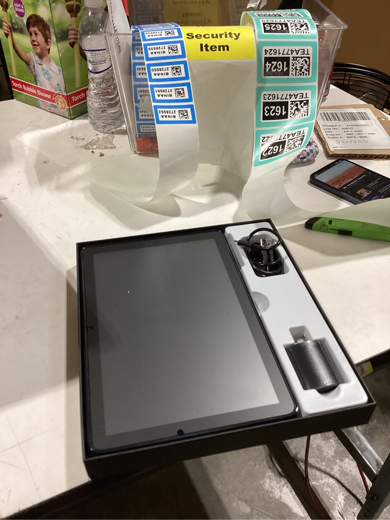 Condition photo showing Good Condition for 2025 c10 pro tablet with sim card slot 10.1” 2-in-1 phone & tablet, 5000mah battery, 4gb+64gb (1tb expandable), android 15, includes free tpu case
