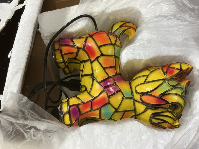 Condition photo showing Good Condition for retro yorkshire terrier dog colorful resin dog table lamp,3d cute pet dogs themed led night lamp?perfect gift for pet lovers retro dachshund dogs design home decor lighting(yorkshire terrier)