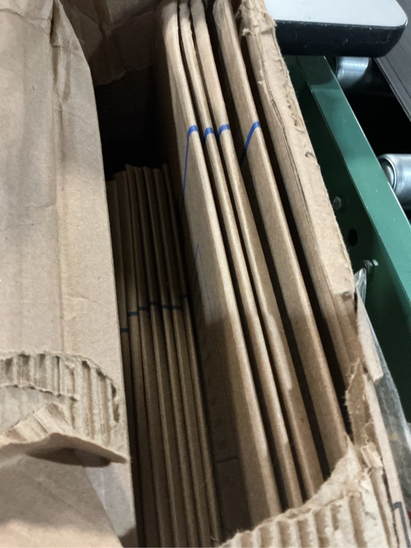 Condition photo showing Good Condition for bankers box classic moving box 12 pack kit, reinforced handles, tape-free assembly, box with lid, 8 small and 4 medium boxes (7716401) assorted kit 12 pack