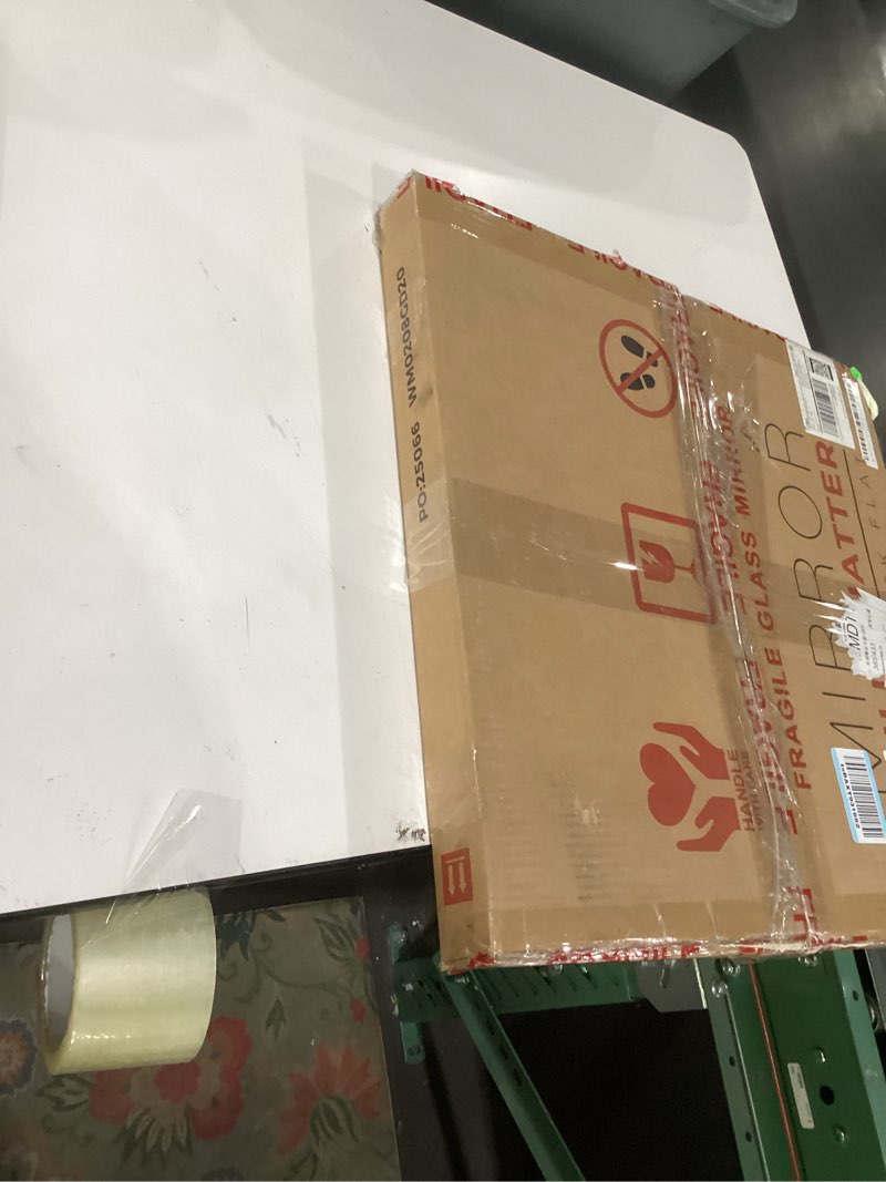 Condition photo showing Good Condition for Mirrior 