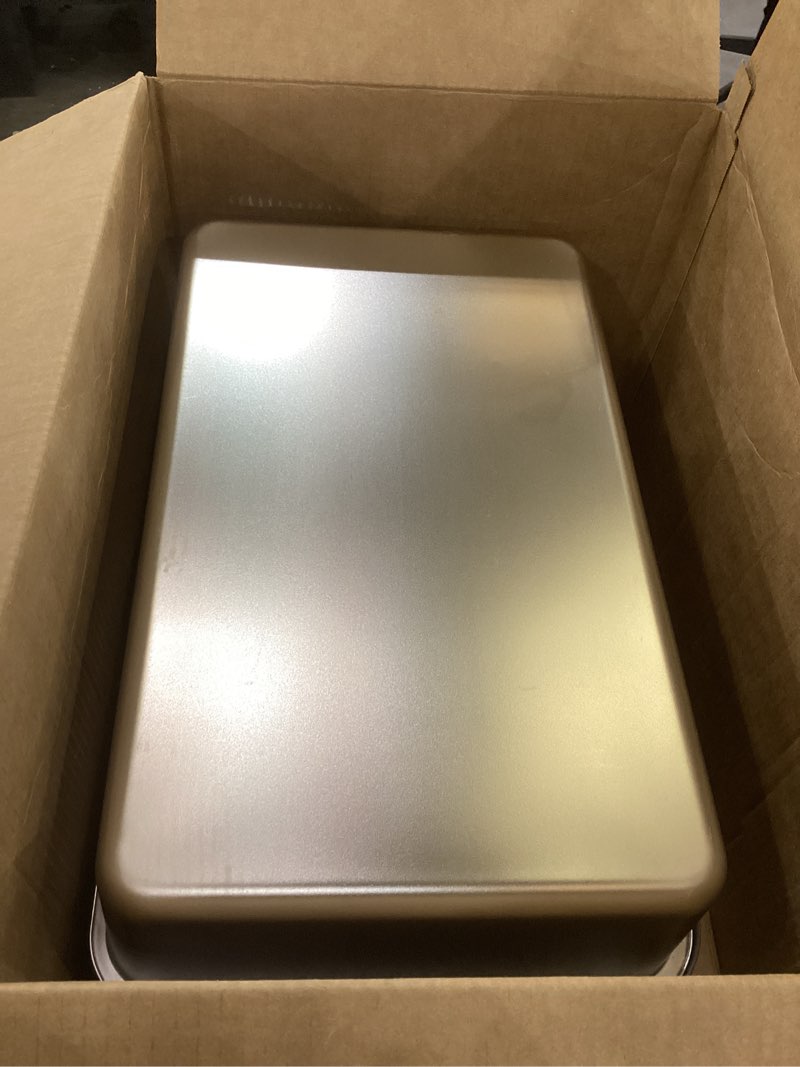 Condition photo showing Good Condition for Zarler Stainless Steel Litter Box with Lid, Extra Large Cat Litter Boxes, XL Large Metal Litter Box for Big Cats with High Sided, Grey (Non-Sticky, Easy to Clean, Anti-Urine Leakage) Grey 24"L x 16"W x 12"H
