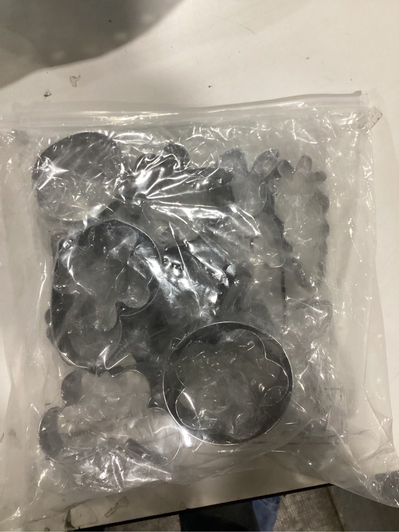 Condition photo showing Good Condition for Layhit 14 Pcs Valentines Day Cookie Cutters Set Spring Holiday Cookie Cutter St. Patrick's Day Easter Egg Bunny Shamrock Decorating for Holiday Celebration Variety Pack Party Decoration, 14 Shapes
