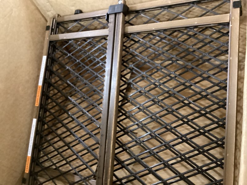 https://lotting-media.assets.bidfta.com/lotting_d213feeb-6075-4702-88aa-acedc66ebb6f