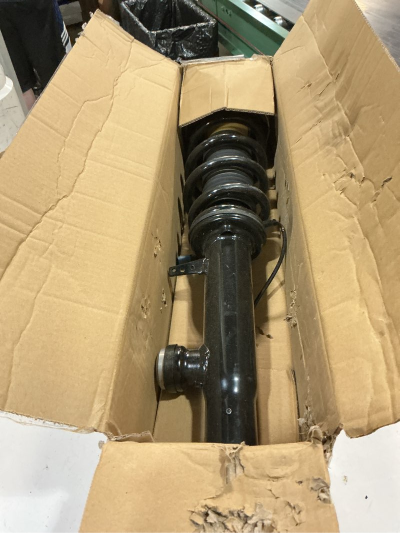 Condition photo showing Good Condition for front right shock strut assembly compatible with 2014-2019 bmw x5 x6 x5m x6m f15 f16 f85 shock absorber oem replace 37106875084 37116863174 31317850212 31317856490