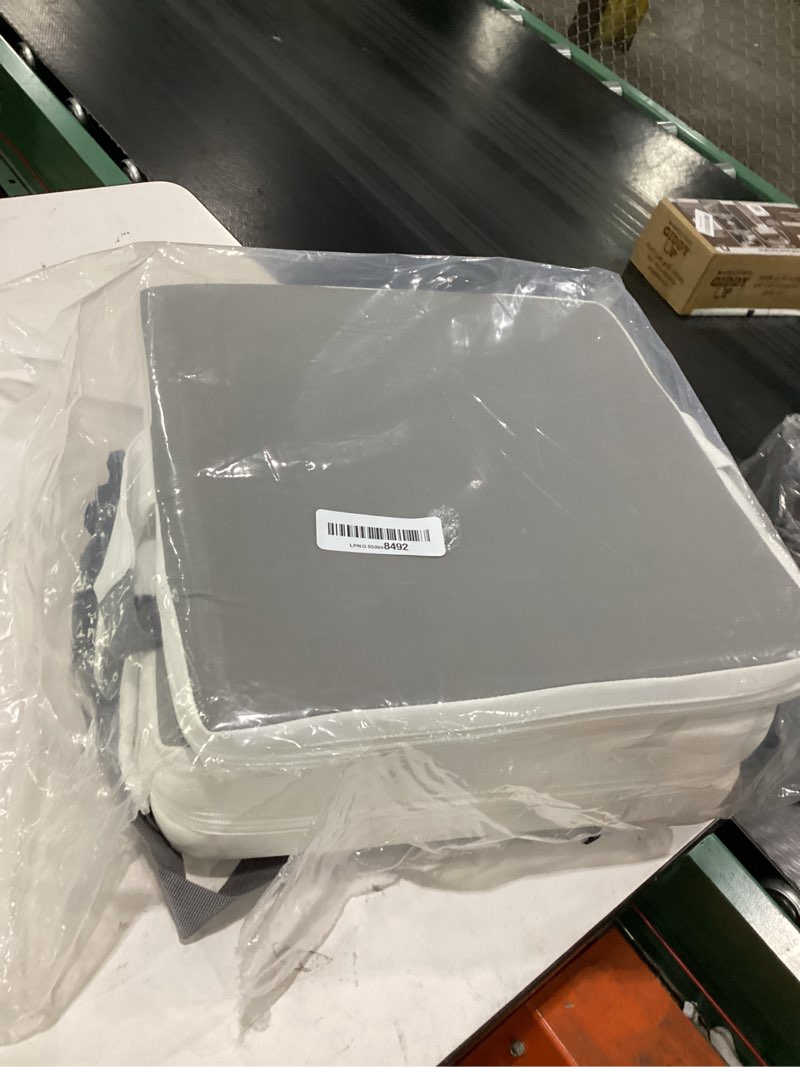 https://lotting-media.assets.bidfta.com/lotting_d21be60f-d667-41c0-bb60-9e5654b8795a