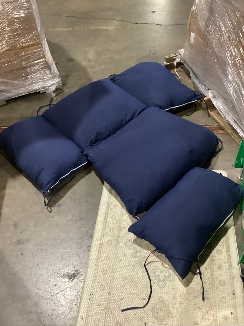 Condition photo showing Good Condition for outdoor egg chair cushion with 8 securing straps, water-repellent & fade-resistant, removable cover, replacement cushion for most single hanging swing egg chairs – navy